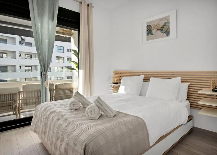 Apartament Nordico Boho Con Piscina En - Garden 5 1b