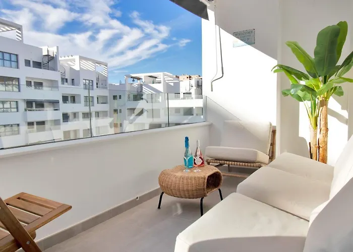 Nordico Boho Con Piscina En - Garden 5 1b * Estepona