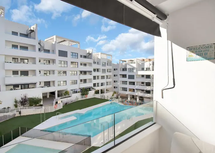 Nordico Boho Con Piscina En - Garden 5 1b * Estepona